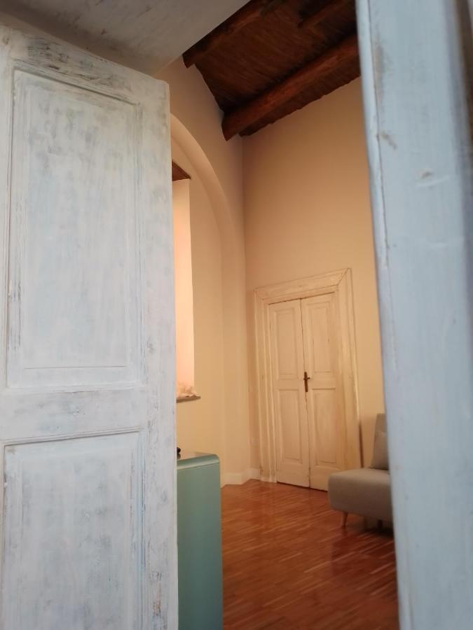 Puntoxenia Torri Aragonesi Appartement Napels Buitenkant foto